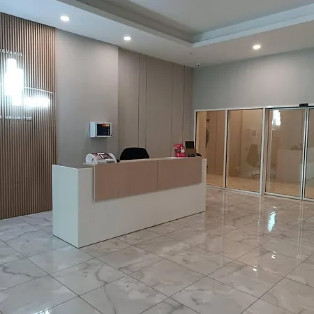 7th Floor Cozy With Parking, Pool, Fitness Apartmán