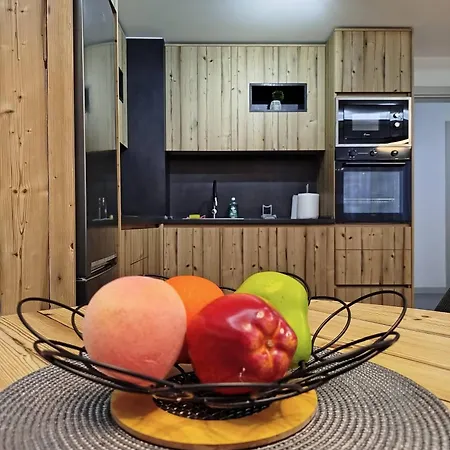 아파트 7th Floor Cozy With Parking, Pool, Fitness *