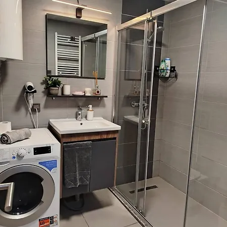아파트 7th Floor Cozy With Parking, Pool, Fitness