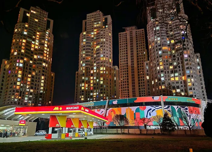 7th Floor Cozy With Parking, Pool, Fitness 스코페