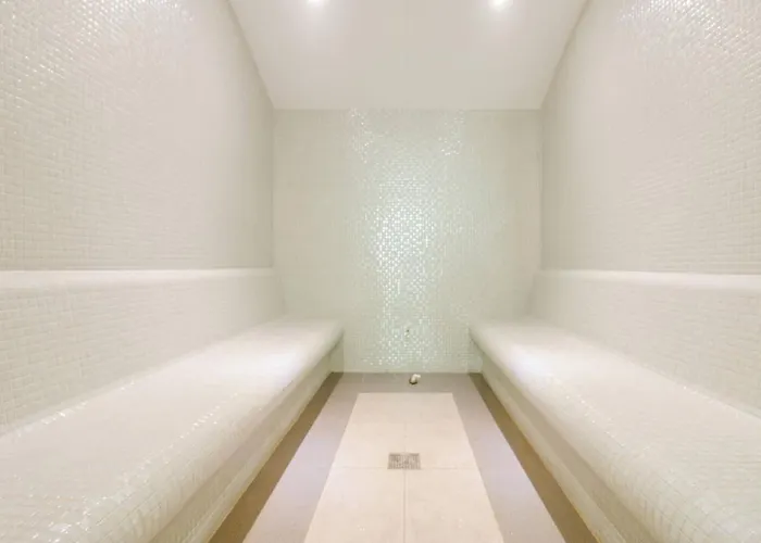 아파트 7th Floor Cozy With Parking, Pool, Fitness