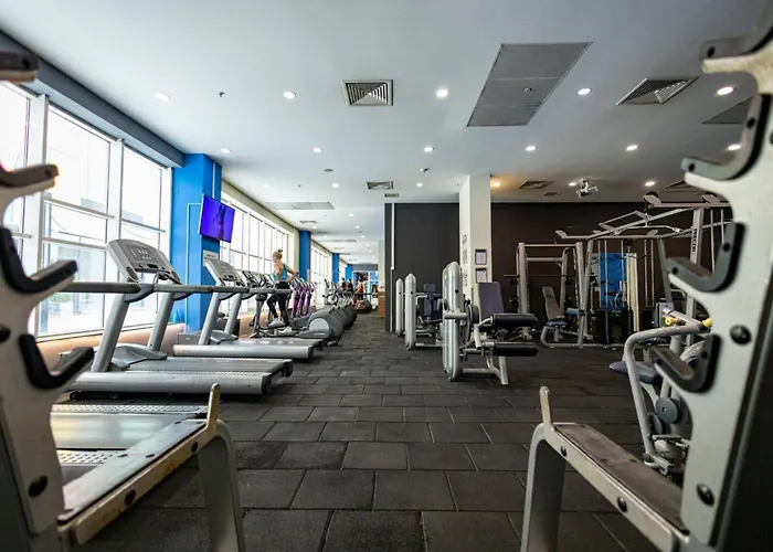 7th Floor Cozy With Parking, Pool, Fitness * Skopje