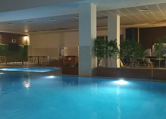 아파트 7th Floor Cozy With Parking, Pool, Fitness *