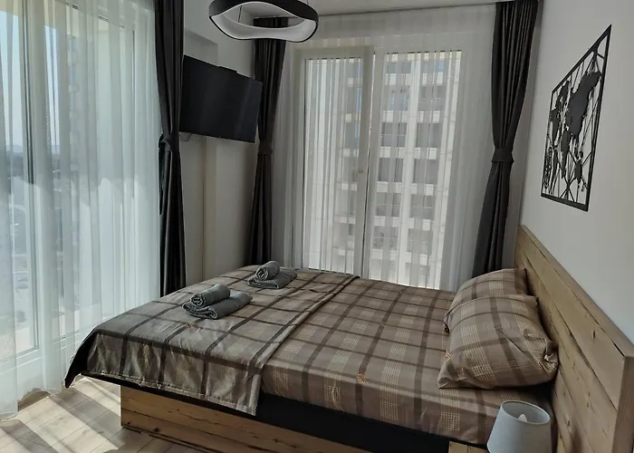 7th Floor Cozy With Parking, Pool, Fitness Skopje