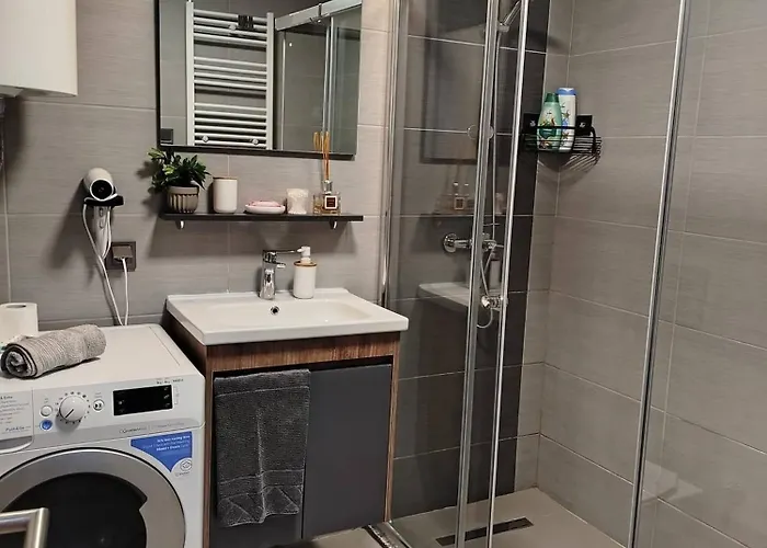 Appartamento 7th Floor Cozy With Parking, Pool, Fitness