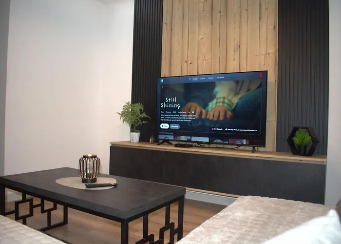 7th Floor Cozy With Parking, Pool, Fitness 스코페